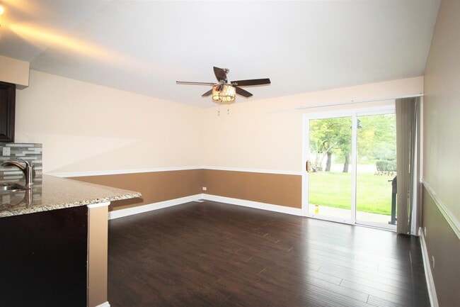 Building Photo - 511 Nicole Dr
