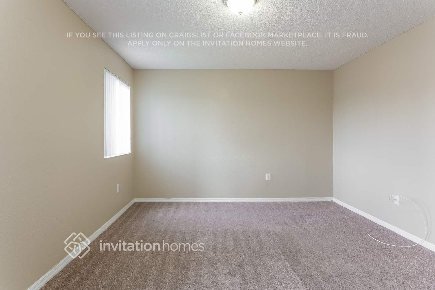 Building Photo - 414 Lakeside Cir