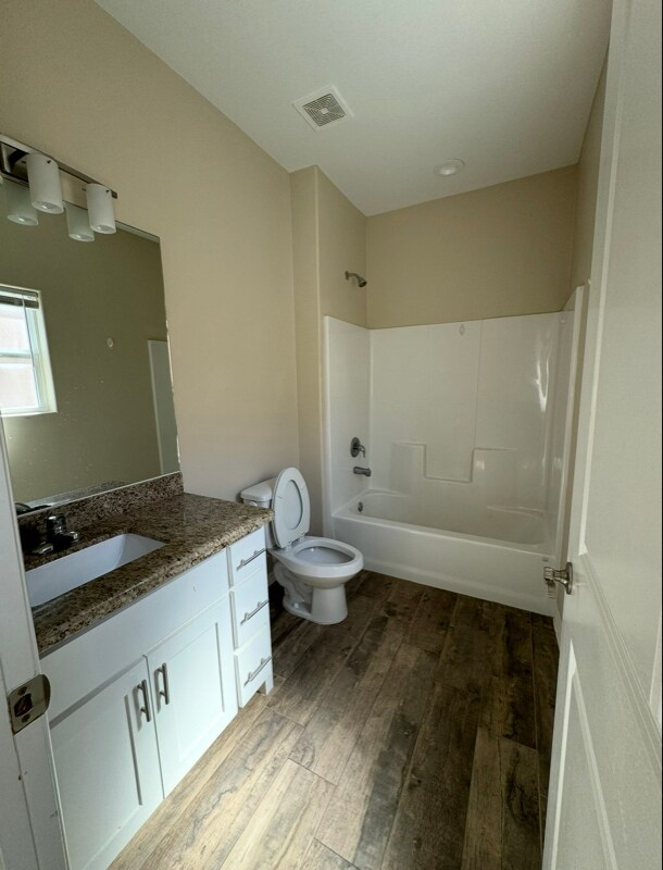 Building Photo - 1801 Harrison St