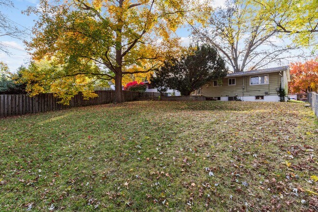 Building Photo - 1040 Bluefield Dr