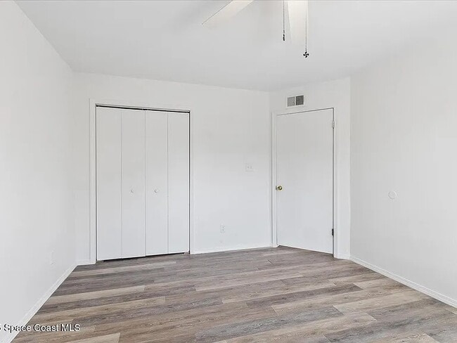 Building Photo - 935 South Patrick Dr