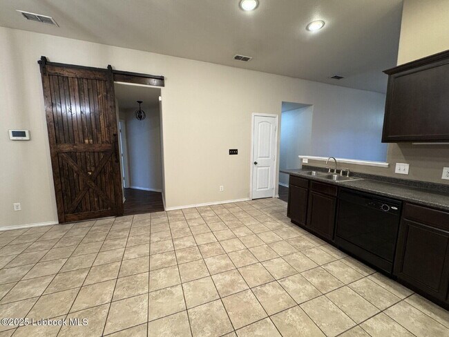 Building Photo - 9312 Quitman Ave