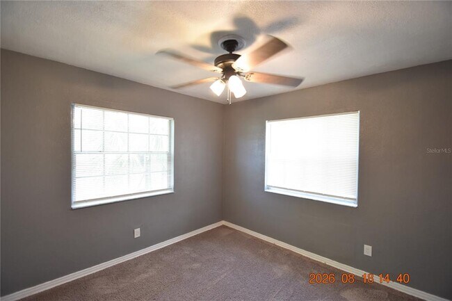 Building Photo - 212 N Clearview Ave