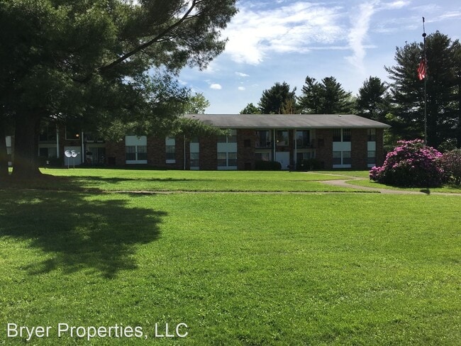 Building Photo - 107 Skyview Dr