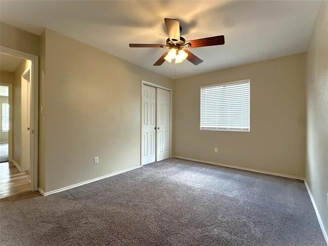 Building Photo - 610 Riverway Ln