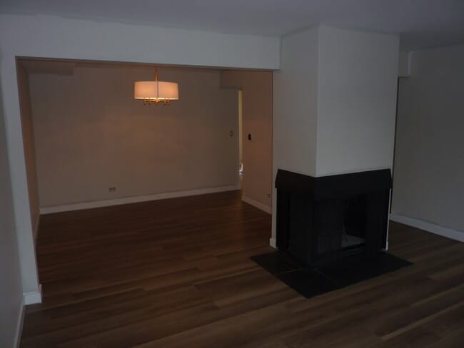 Building Photo - 1919 Finchley Ct