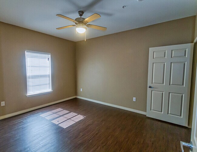 Bedroom - Pines At Allen St - DO NOT USE