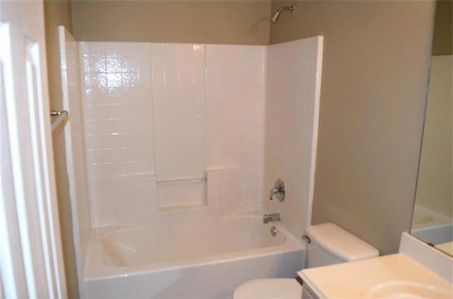 Building Photo - 2516 Cattleman Dr