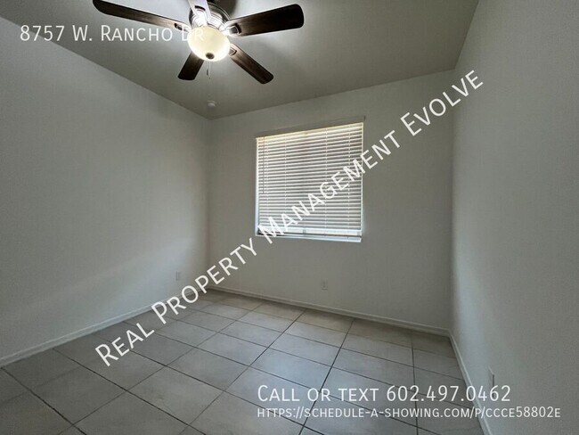 Building Photo - 8757 W Rancho Dr