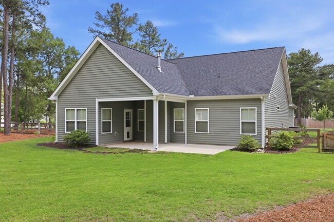 Building Photo - 511 Pondpine Ln