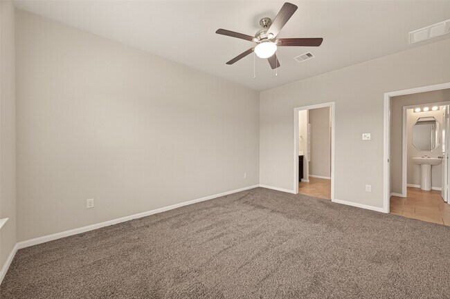 Building Photo - 2510 Meerstad Ln