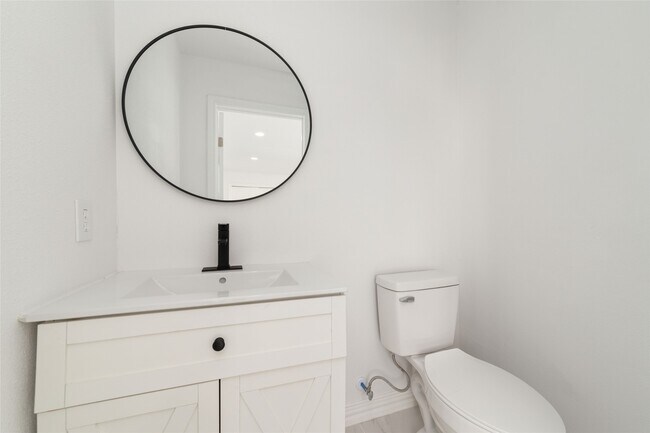 Building Photo - 2707 Ashford Trail Dr