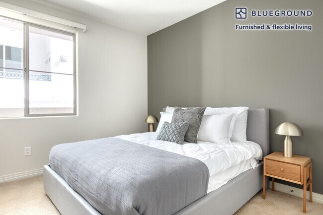 Building Photo - 8040 W Manchester Ave