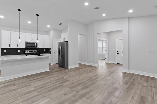 Building Photo - 12444 SW 76th Ln