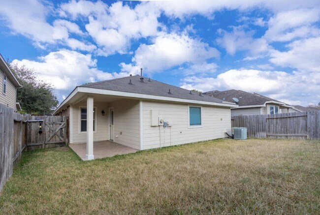 Building Photo - 16531 Berkshire Forest Dr