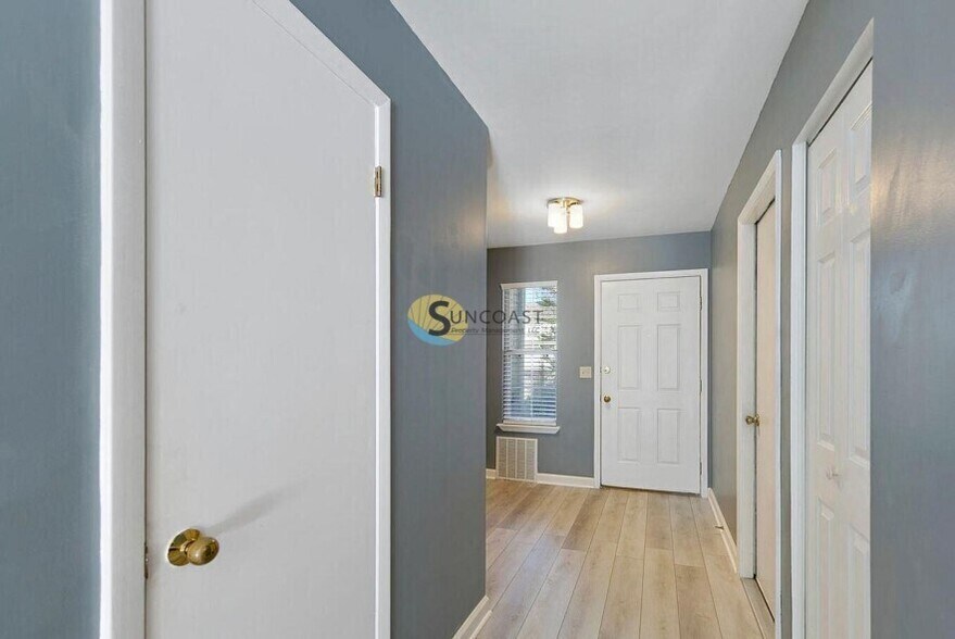 Building Photo - 3760 Moorings Ln