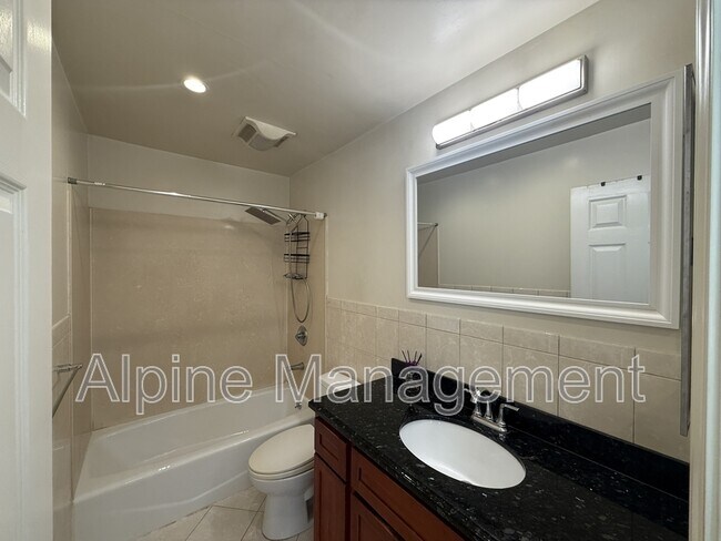 Building Photo - 480 22nd Ave