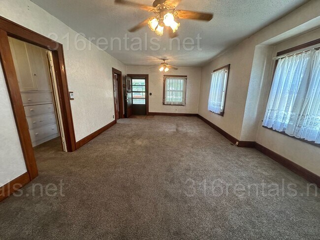 Building Photo - COMING SOON, PLEASE CHECK BACK
