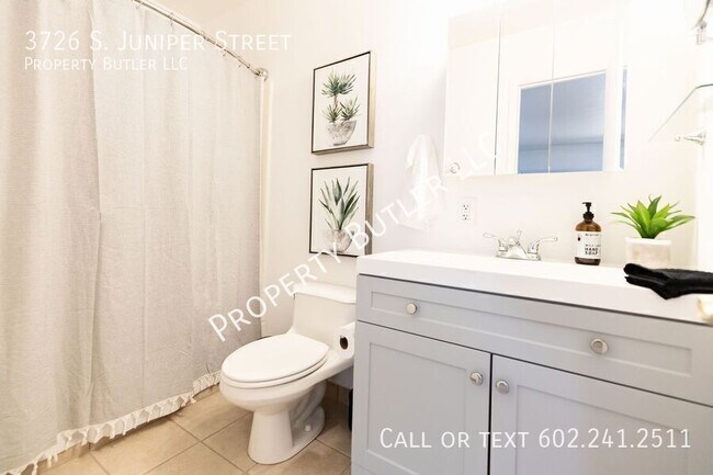 Building Photo - 3726 S Juniper St