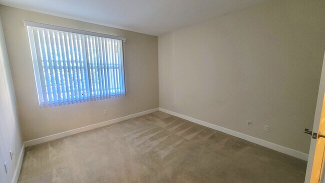 Building Photo - Epic REA - Great 1 BR/1 BA Condo w/Parking in Montebello Community of Cupertino