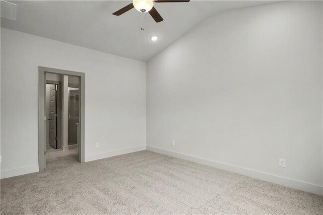 Building Photo - 4322 Fern River Bnd