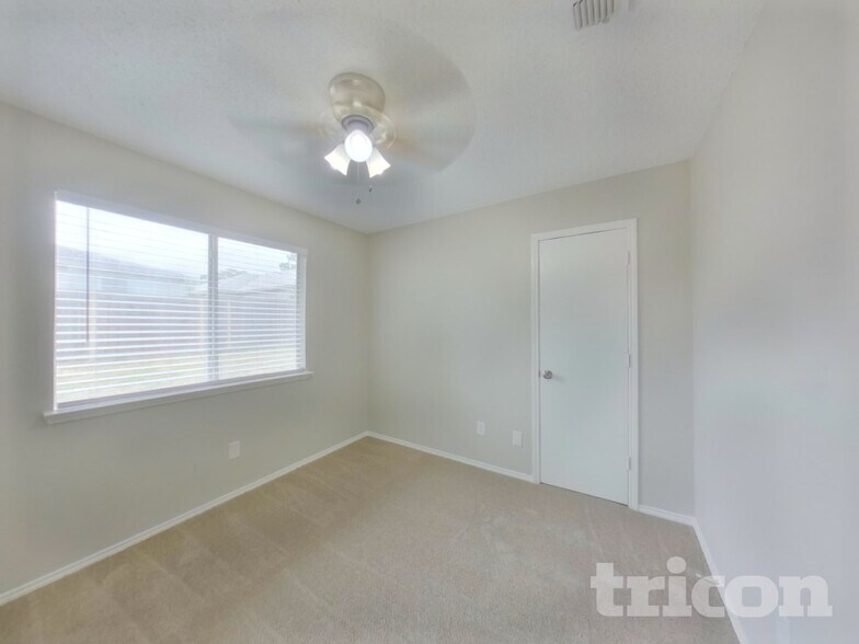 Building Photo - 5705 Stone Meadow Ln