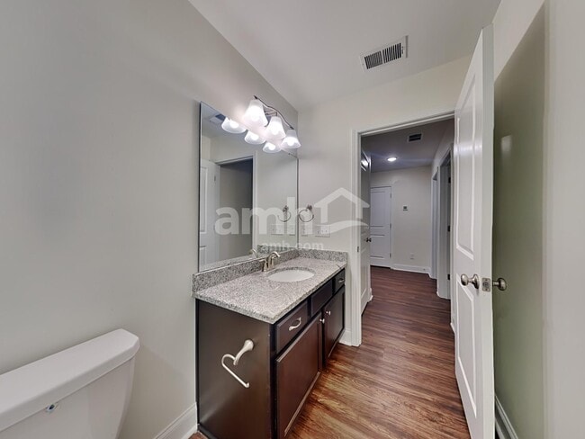 Building Photo - 1830 Produce Ln