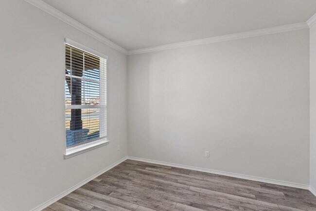 Building Photo - 258 Sweetleaf Dr