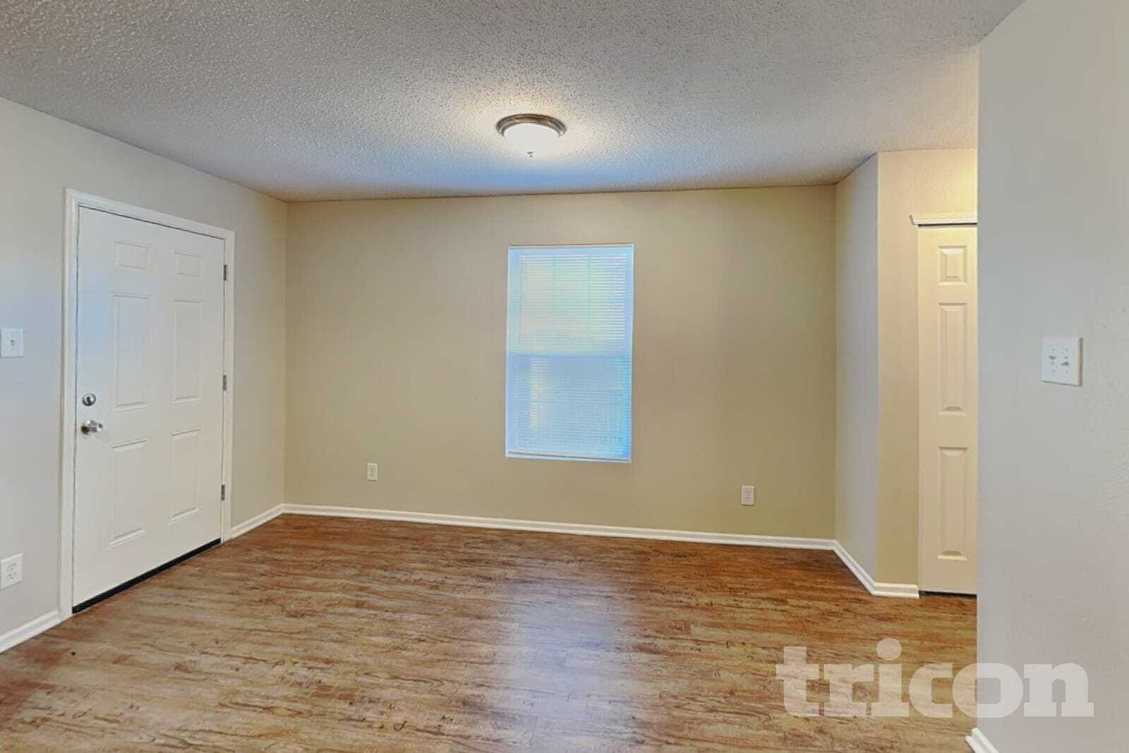 Building Photo - 678 Runnymede Ct