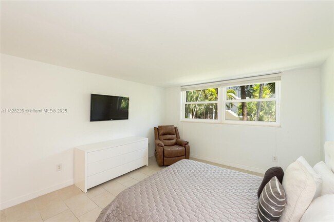 Building Photo - 101 Ocean Ln Dr