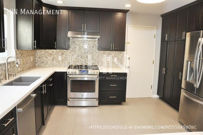 Building Photo - 5756 Antone Rd