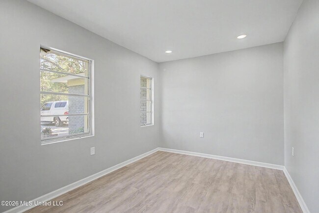 Building Photo - 9424 Daisy Vestry Rd