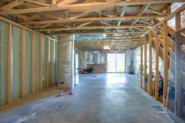 Building Photo - Townhouse in the City of Harrisonburg