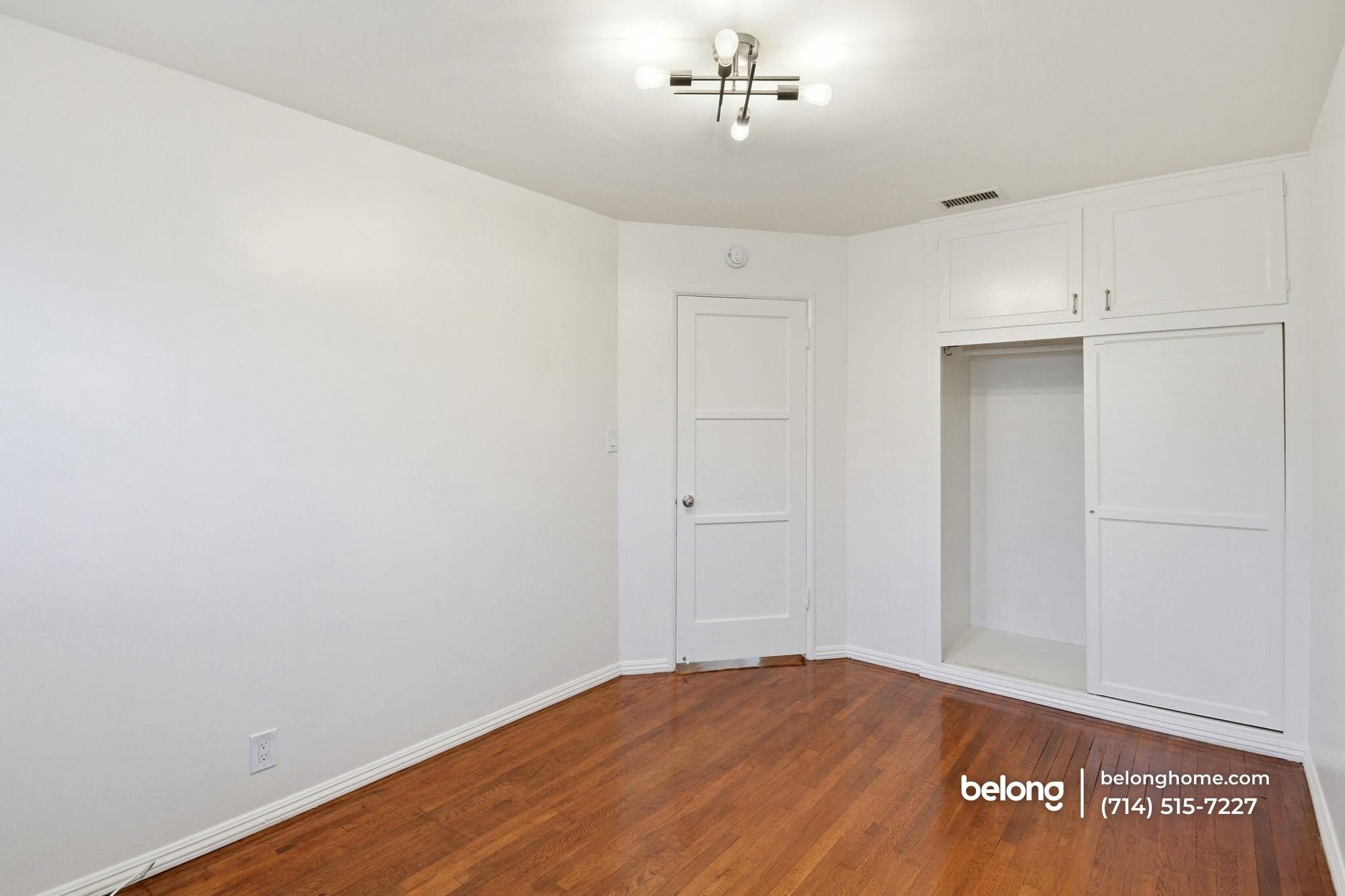 Building Photo - 185 N Batavia St