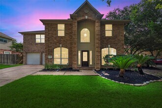 Building Photo - 3422 Powell Way