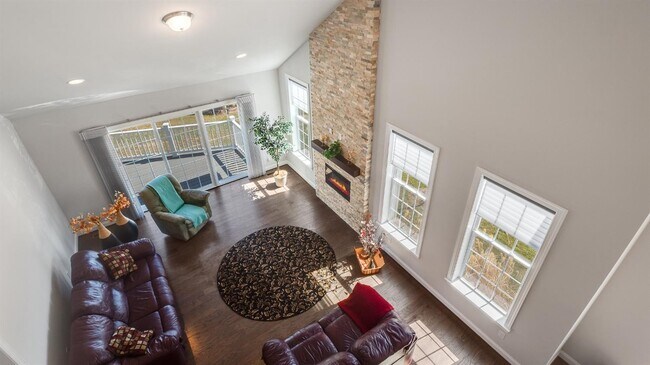 Building Photo - 2689 Oxford Cir