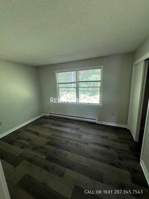 Building Photo - 202 Main Rd