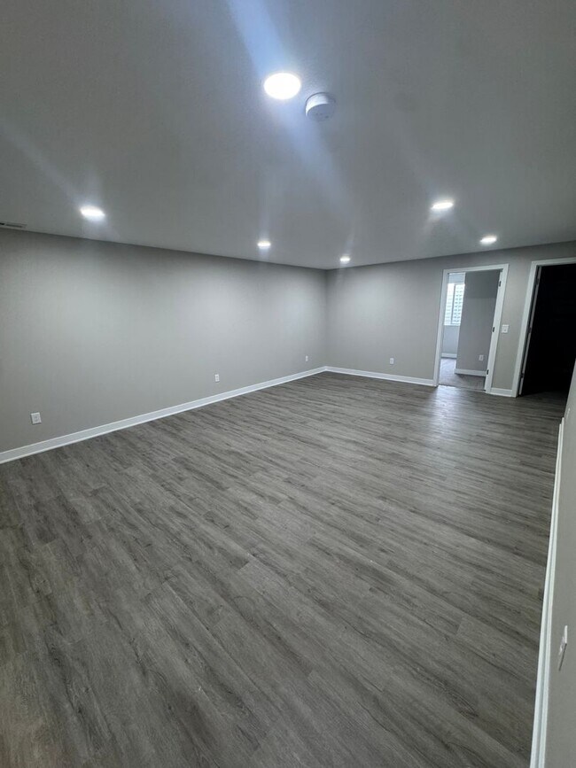 Building Photo - Luxury Home with Attached 2 Car Garage and finished basement!