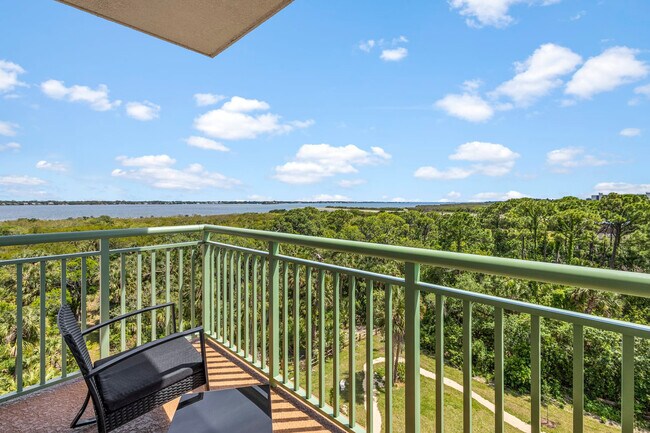 Building Photo - 605 Kemp St