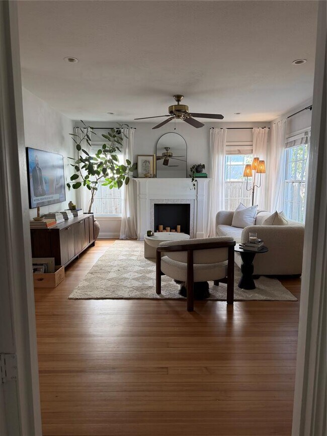 Building Photo - 4000 Ramsey Ave