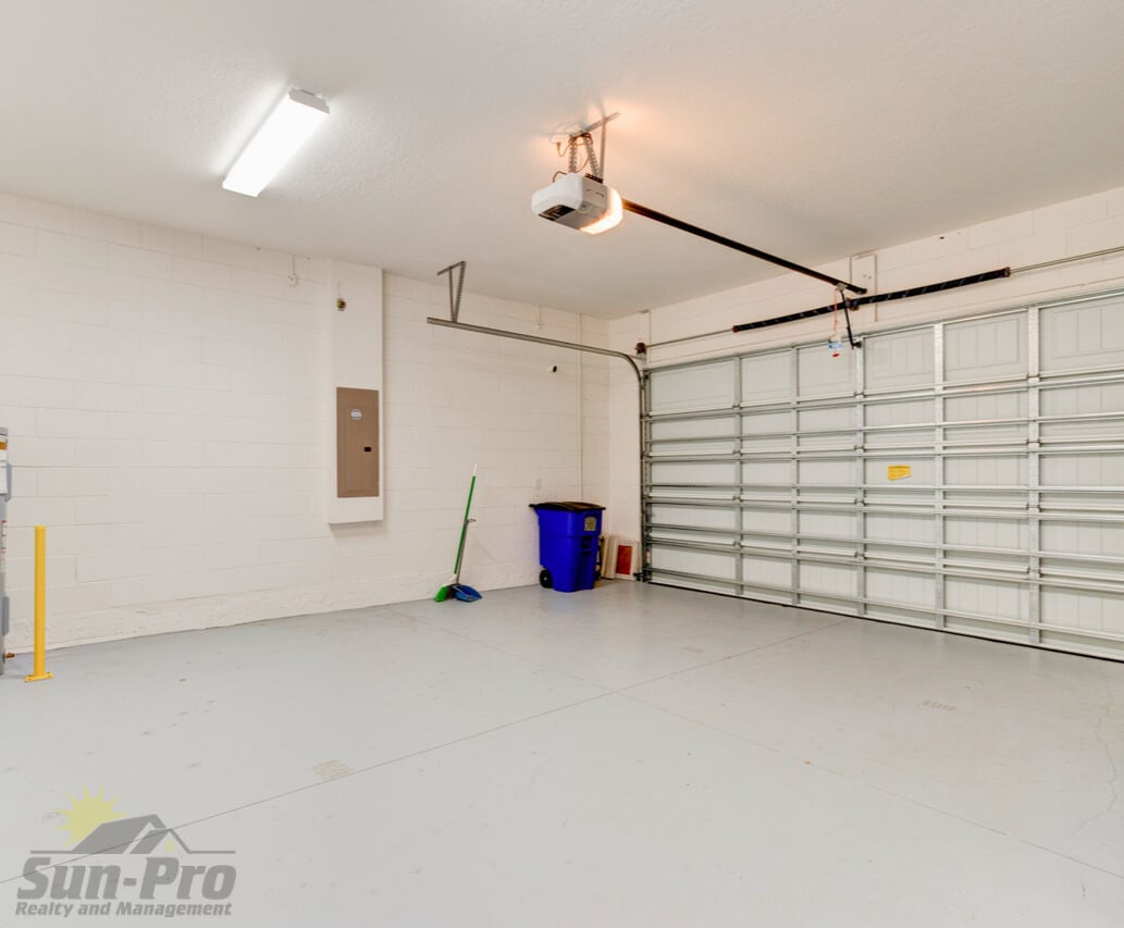 Building Photo - 5563 Estero Loop