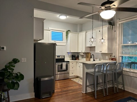 Building Photo - 519 Camp St