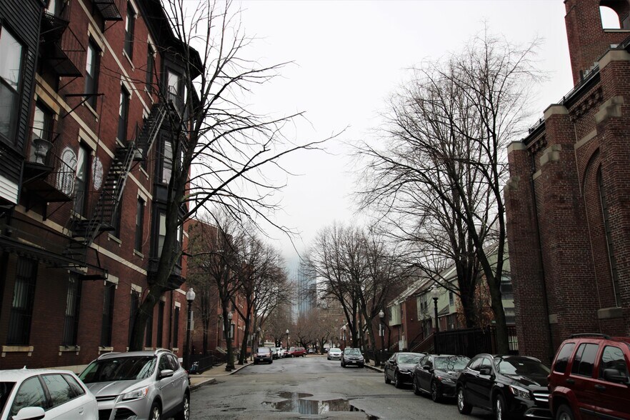 Building Photo - 423 Shawmut Ave