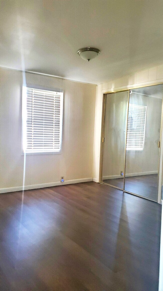 Bedroom - 611 W Ocotillo Ave