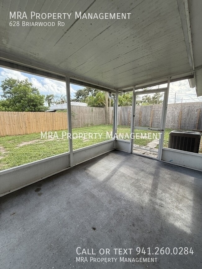 Building Photo - 628 Briarwood Rd
