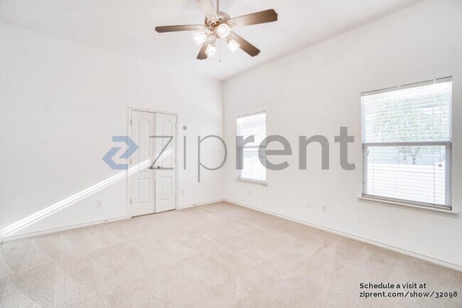 Building Photo - 1217 Charleston Ln