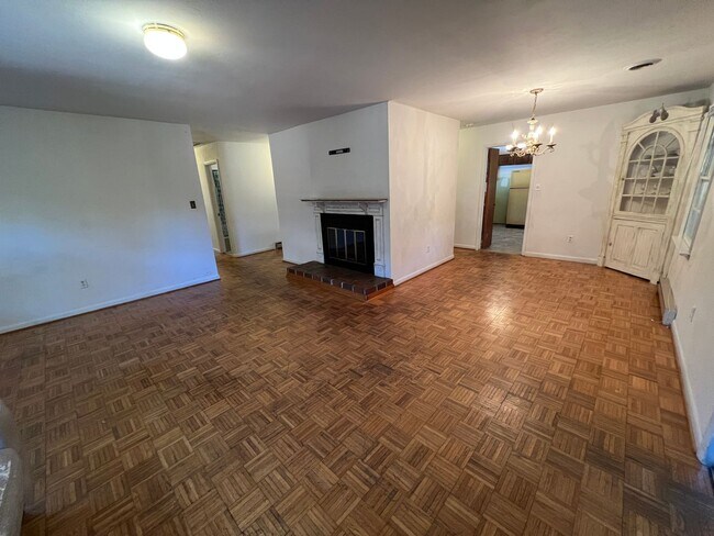 Building Photo - 43 Merganser Ct