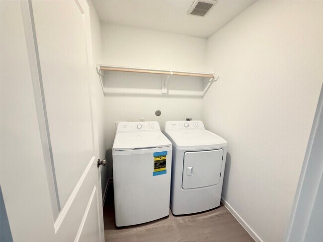 Building Photo - 31507 Casamari Dr