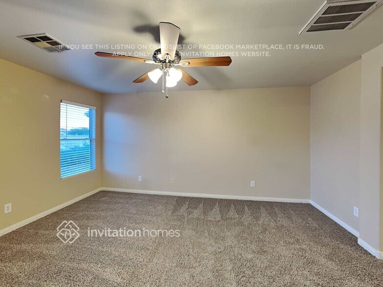 Building Photo - 280 Bella Calabria Ave
