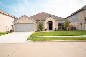 Building Photo - 216 Painted Trl